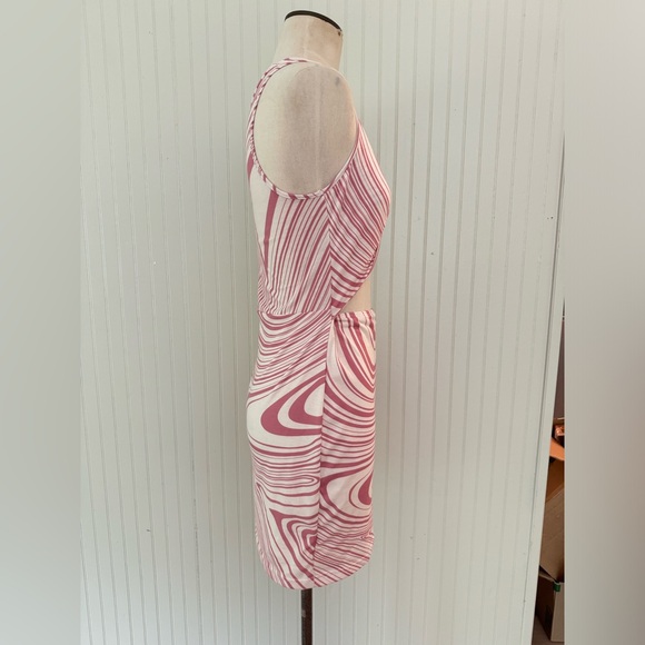 SHEIN Pink 90’s Style Mini Dress - Picture 4 of 4